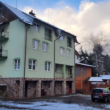 Садиба "Перелаз" Lazeshchyna Exterior photo